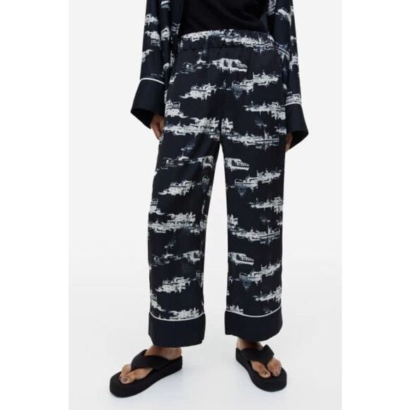 H&M EUC Patterned Satin Effect Set Shirt Pants Pajama Printed Navy White Size S - Picture 3 of 12